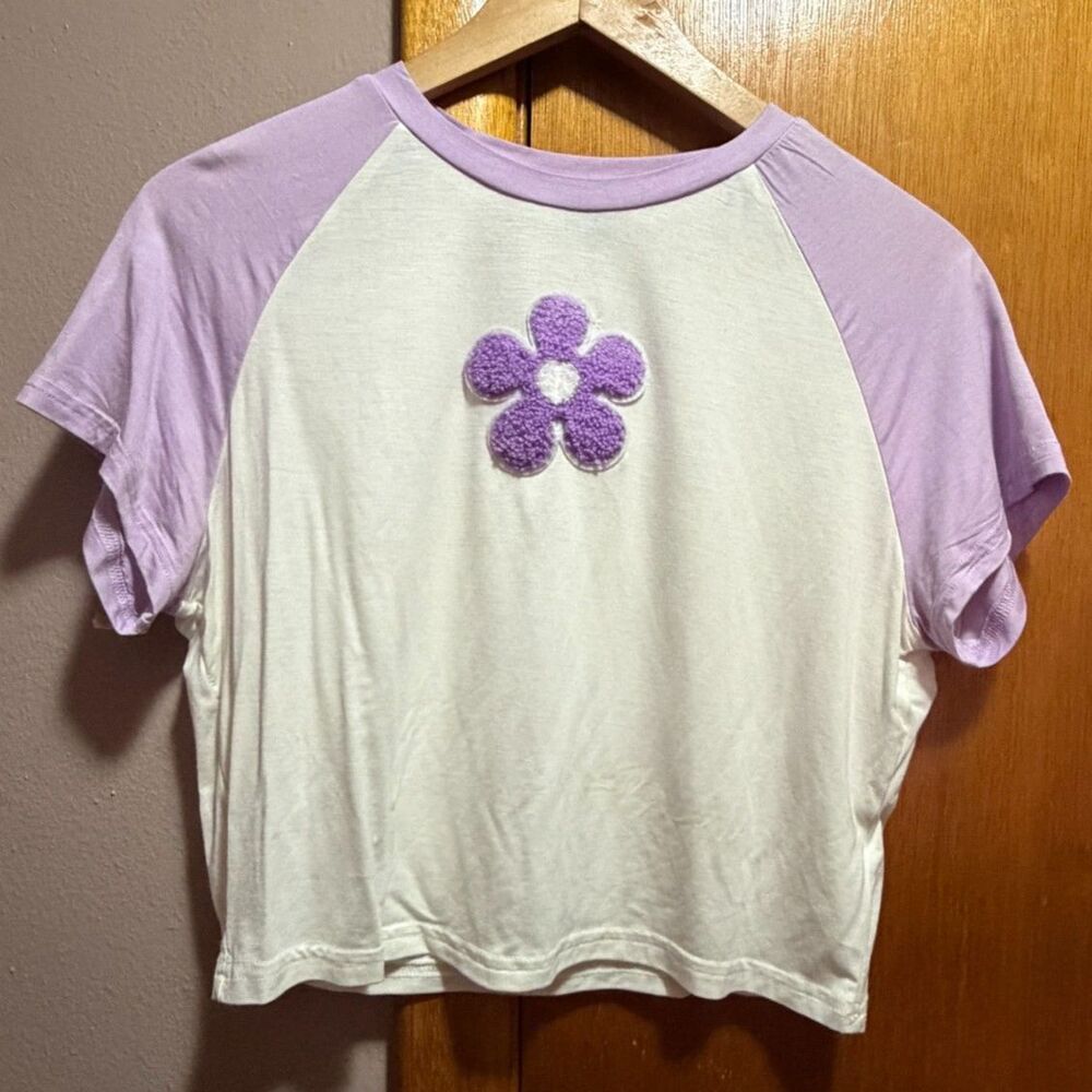 Y2K Baby Tee White and Purple Raglan Short Sleeve Womens Crop-top Flower Power - Picture 2 of 5